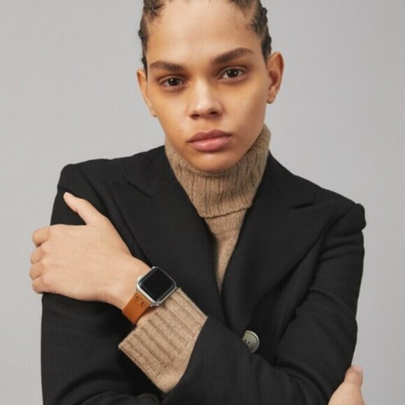 NWT! New! Tory Burch Apple Watch Band 38-45mm -Mcgraw Leather -Tan - Picture 3 of 11